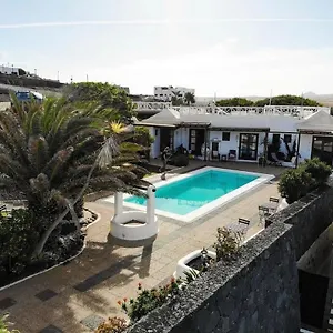 Oasis Surf House Habitación en casa particular
